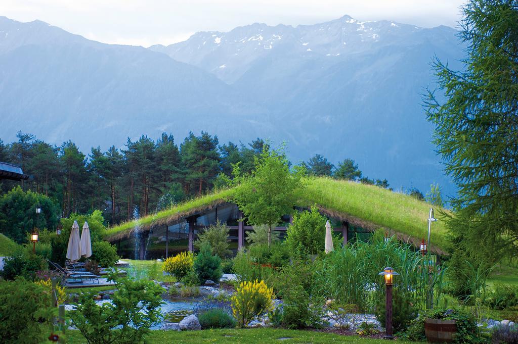 Kaysers Tirolresort - Wohlfuehlhotel Fuer Erwachsene Mieming Exterior foto